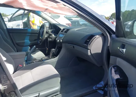 2006 Honda Accord 2.4 Se from USA, damaged, VIN 1HGCM56346A052199